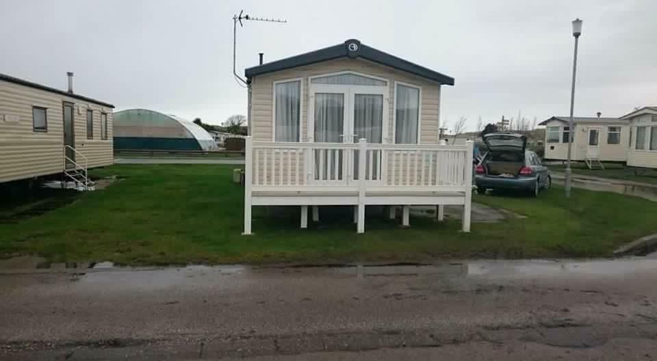 Presthaven Sands Holiday Park 3 And 2 Bed Caravans Prestatyn Esterno foto